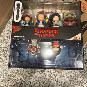 Last One Little People Stranger Things 6 figures  Collectible Toy Set